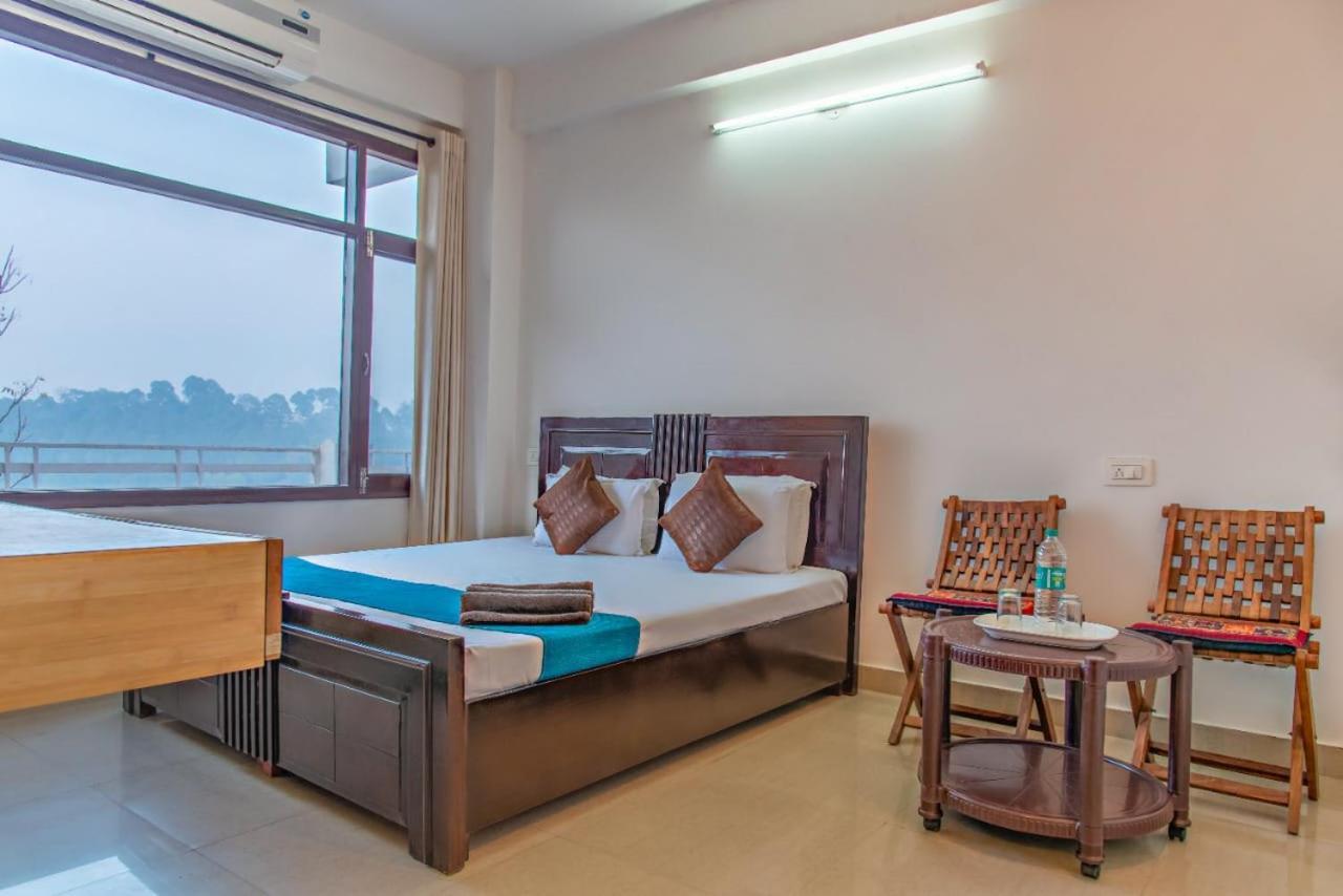 The Western Heights I Serviced Apartments I Pvt Balcony I Lift I Peacefull Area I Family Accomodation I Kasauli I By Exotic Stays Eksteriør billede