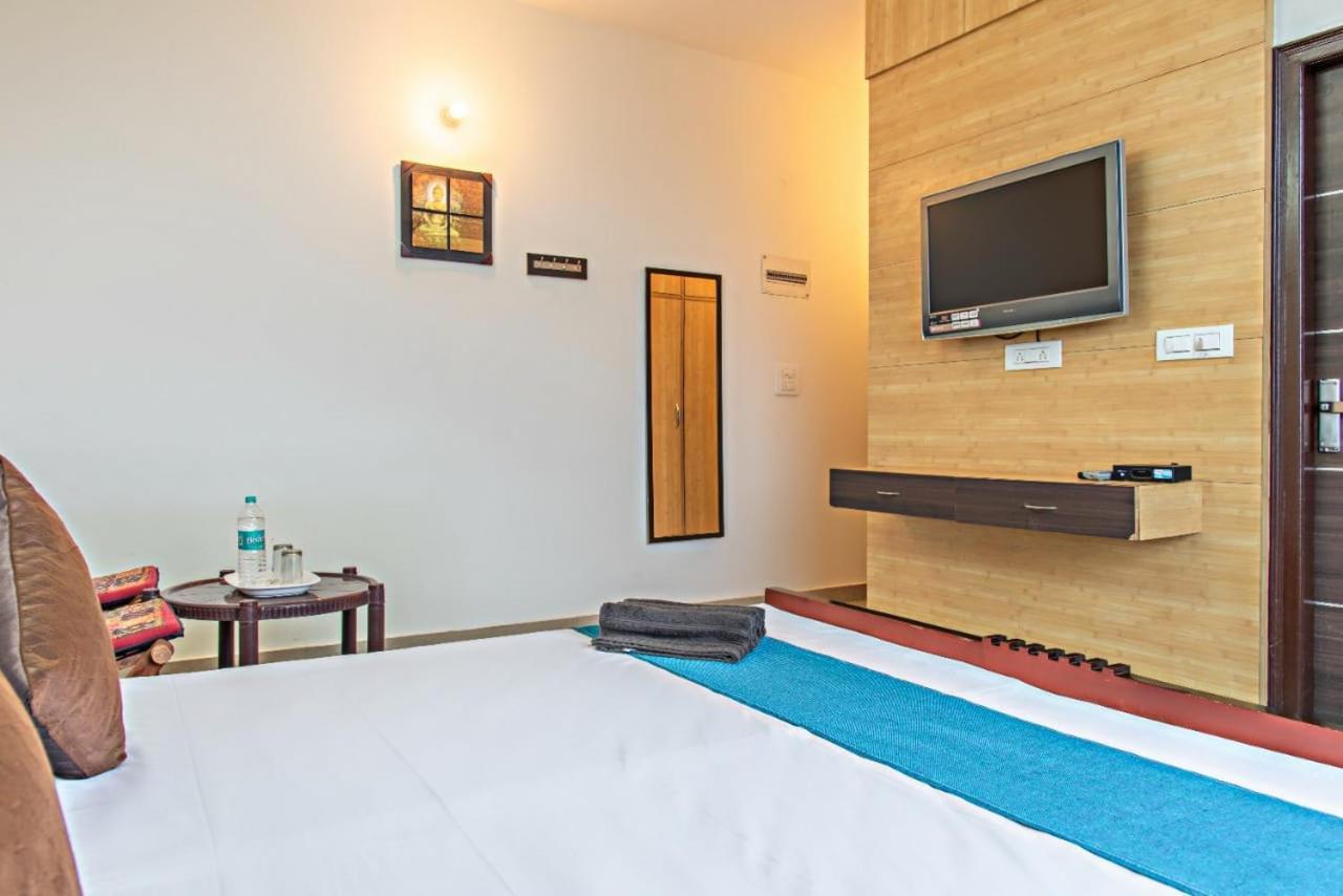 The Western Heights I Serviced Apartments I Pvt Balcony I Lift I Peacefull Area I Family Accomodation I Kasauli I By Exotic Stays Eksteriør billede